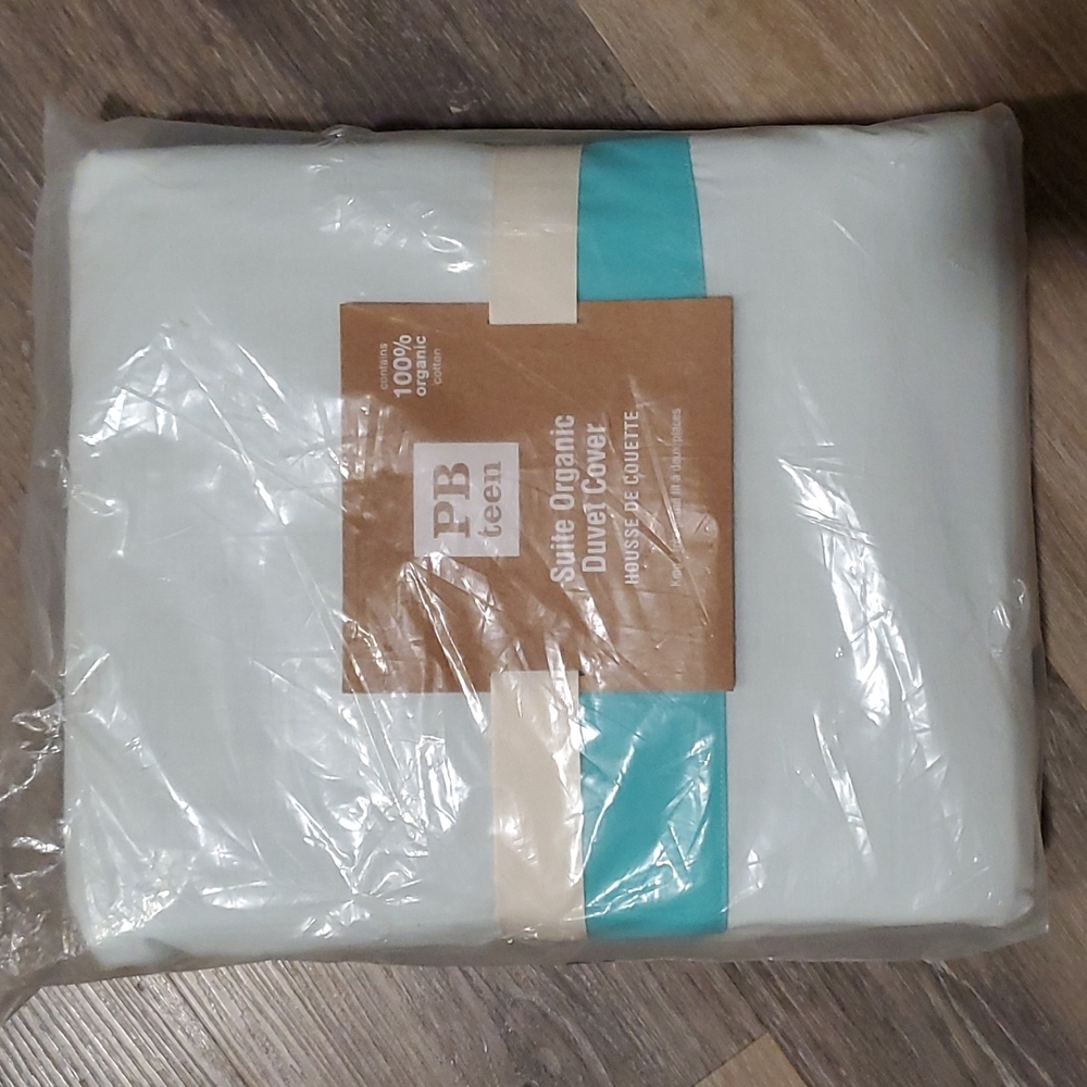 Pottery Barn Teen organic cotton King Pool Duvet